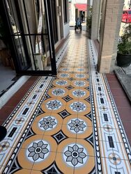 Lavender Street (D12), Retail #603571591